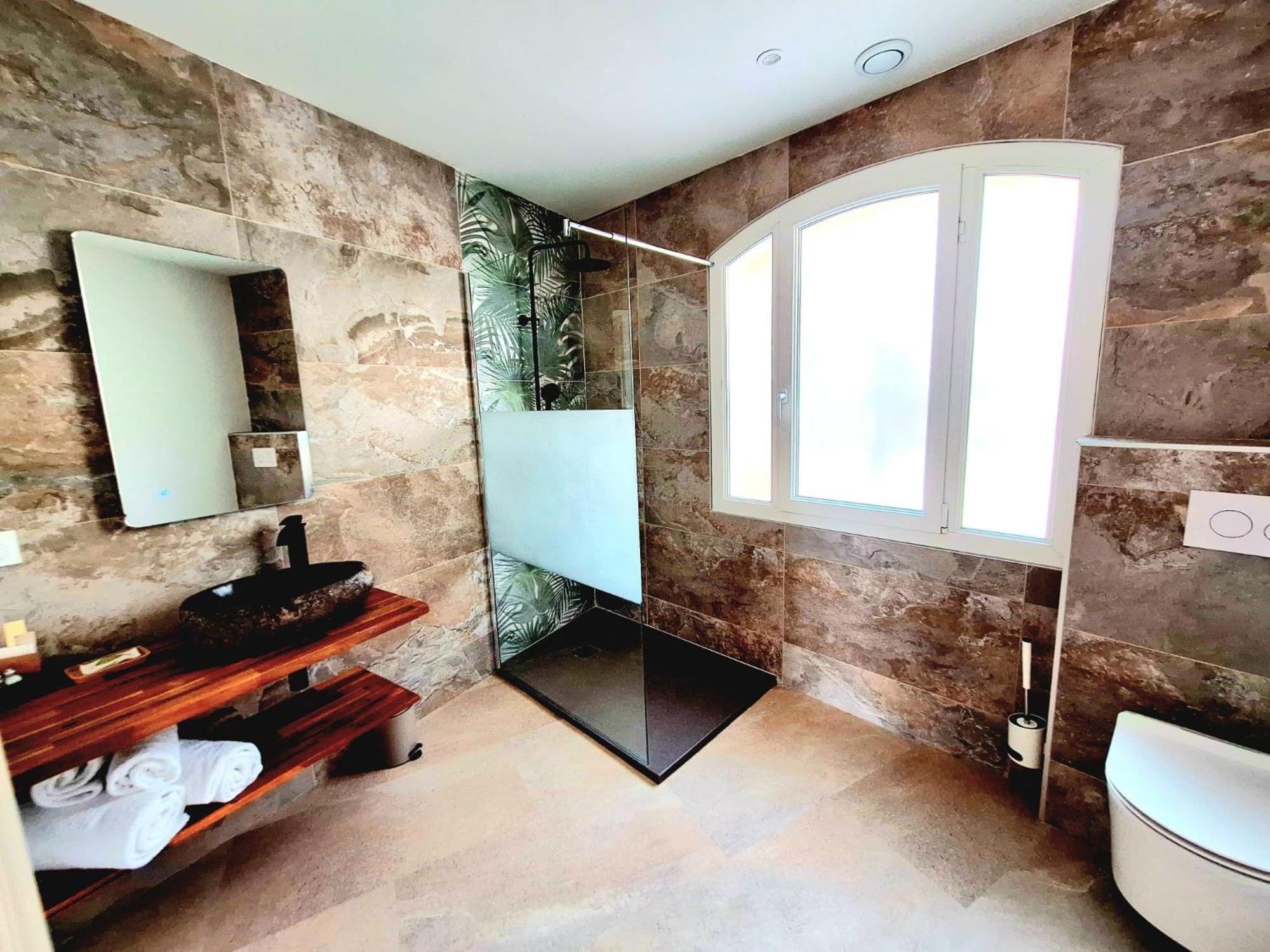 Domaine De La Mautanne Aparthotel Sainte-Tulle Exteriör bild